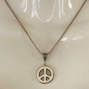 Silver chain necklace : Ivory Peace sign